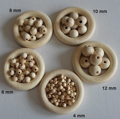 Holzkugeln 4 mm Ø, mit Bohrung, Weißbuche